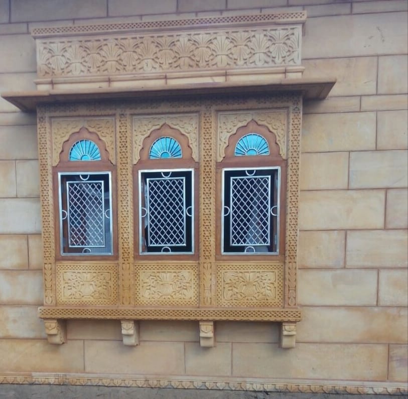 Jaisalmer Yellow Sandstone/Marble Window Hetitage Jharokha
